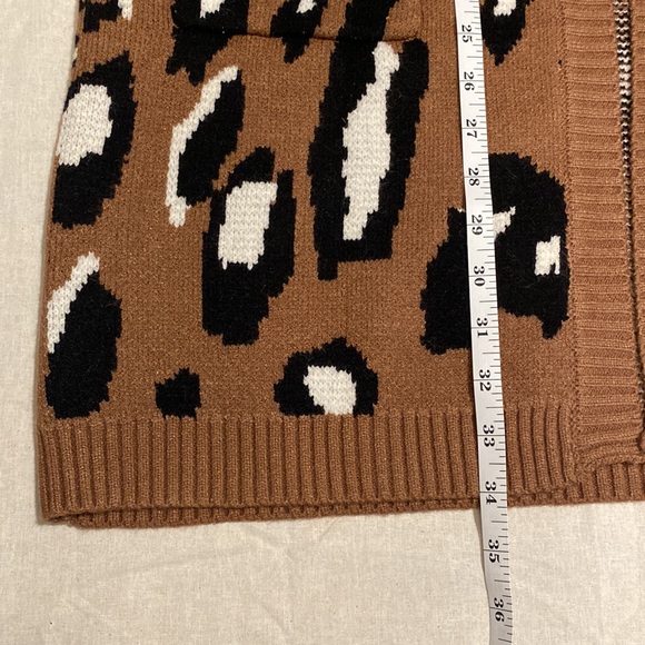 Hers & Mine Leopard Print Open Front Cardigan - Picture 9 of 11